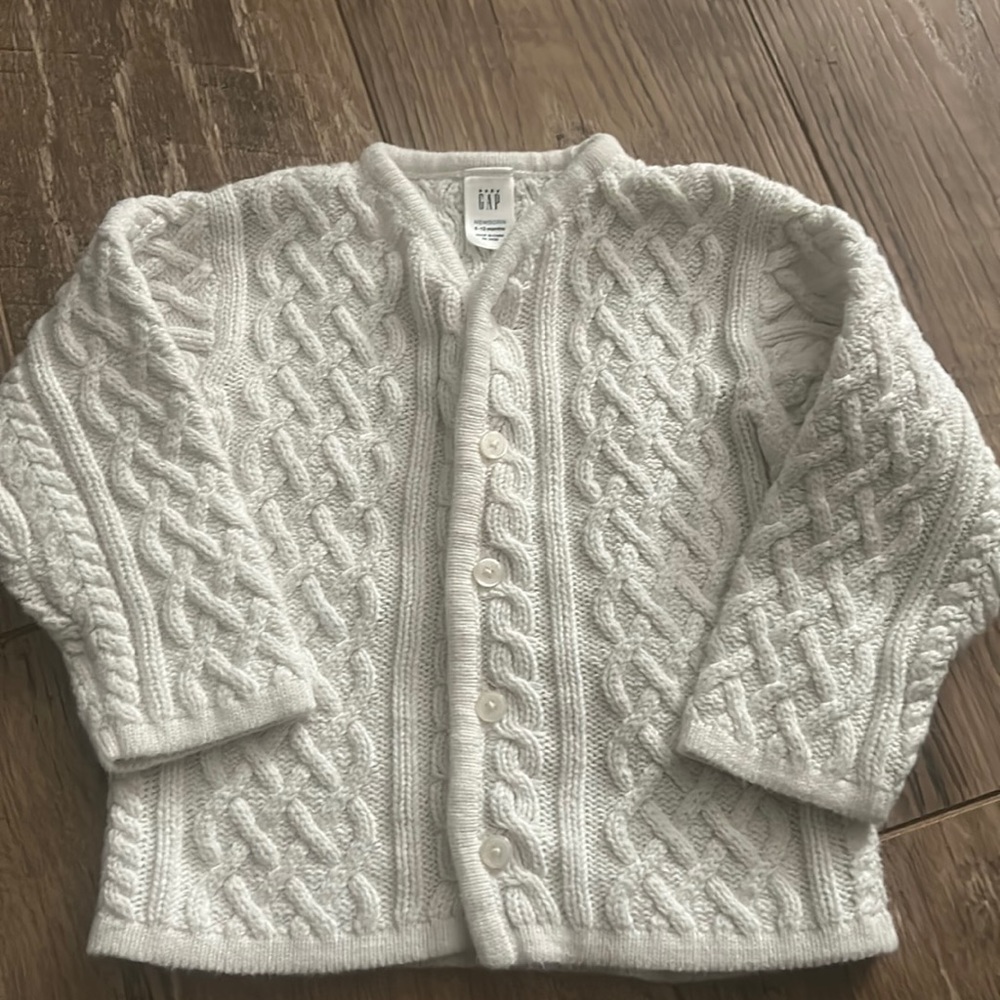 Gap cardigan